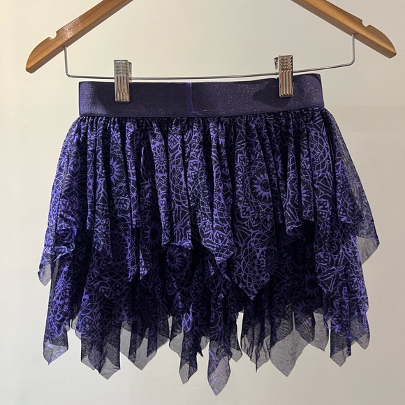 Ivivva Skirt - Picture 2 of 2